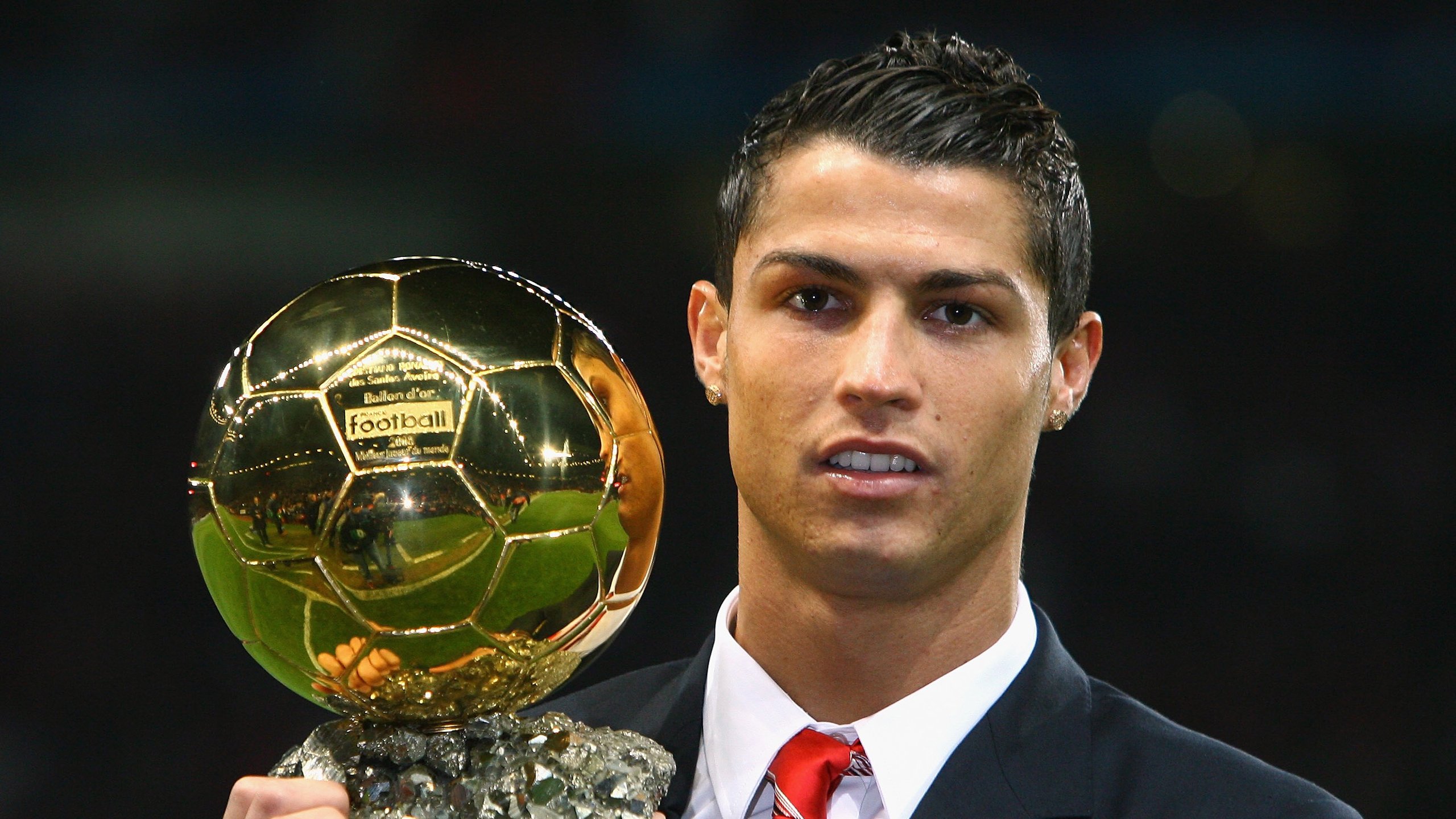 开云体育登录-从红土到硬地，梅德韦杰夫ATP总决赛横扫蒙特卡洛大师赛，展现跨场地统治力